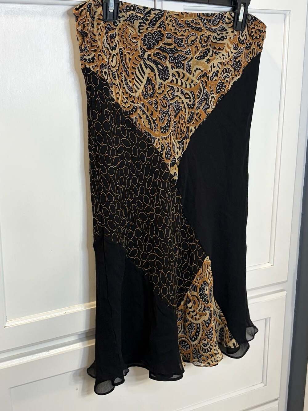 Vintage S.L.B. 100% Silk Midi Skirt Size L Black Gold Paisley Pattern Panel